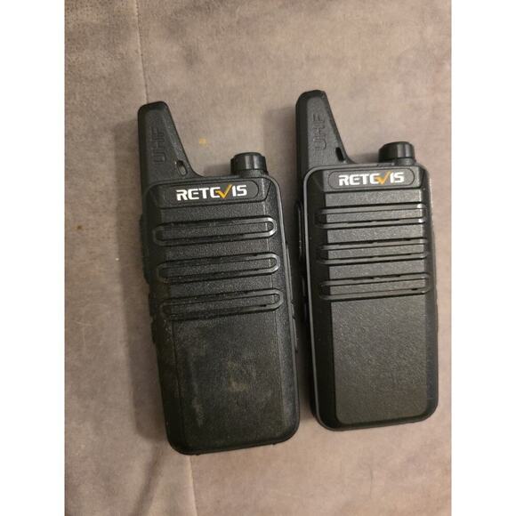 Retevis RETC 15- RT22 Two-Way UHF Hand-Held Mobile Radio Walkie-Talkie Used - Picture 4 of 12